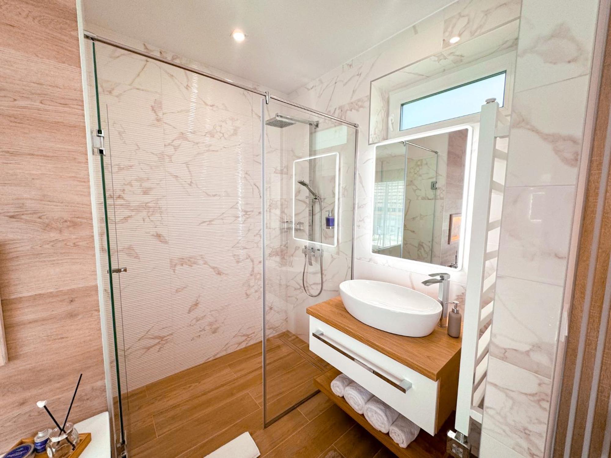 Twin Premium Apartman Tihany Exterior photo